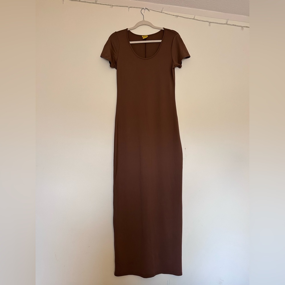 Daisy Chocolate Brown Stretch Body Con Maxi Dress with middle back slit